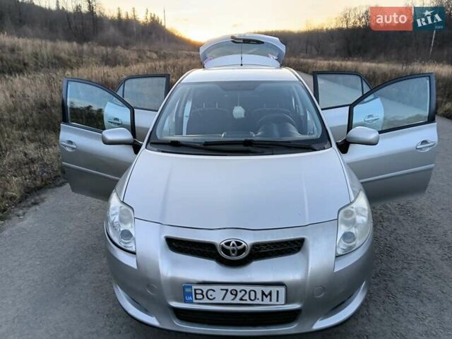 Серый Тойота Аурис, объемом двигателя 1.6 л и пробегом 158 тыс. км за 5700 $, фото 9 на Automoto.ua