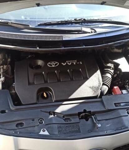 Сірий Тойота Ауріс, об'ємом двигуна 1.6 л та пробігом 164 тис. км за 6300 $, фото 7 на Automoto.ua