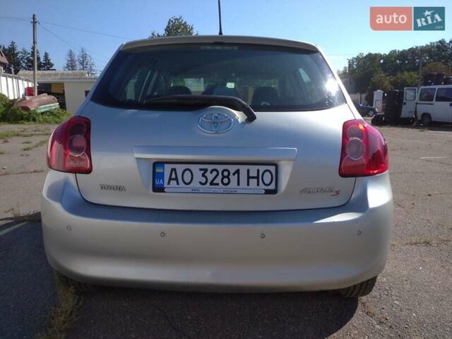 Серый Тойота Аурис, объемом двигателя 1.6 л и пробегом 170 тыс. км за 6800 $, фото 5 на Automoto.ua