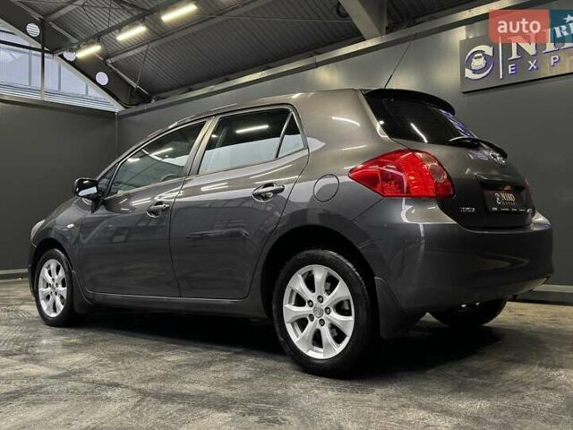 Серый Тойота Аурис, объемом двигателя 1.6 л и пробегом 210 тыс. км за 6300 $, фото 7 на Automoto.ua