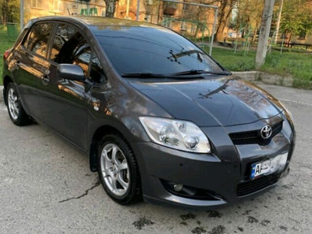 Серый Тойота Аурис, объемом двигателя 1.6 л и пробегом 214 тыс. км за 6900 $, фото 4 на Automoto.ua