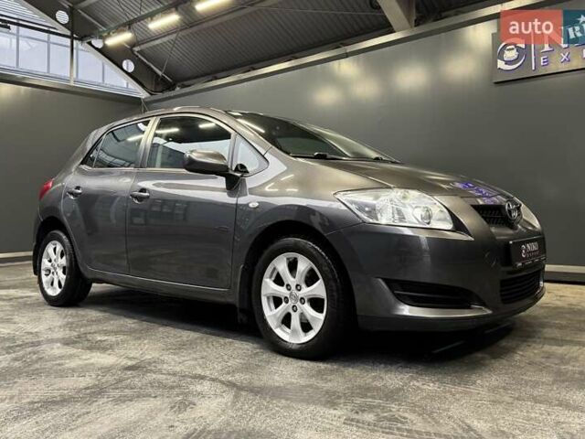 Серый Тойота Аурис, объемом двигателя 1.6 л и пробегом 210 тыс. км за 6300 $, фото 19 на Automoto.ua