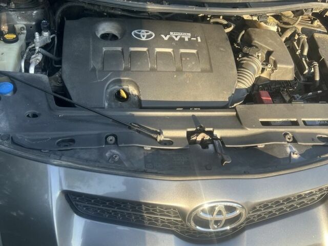 Серый Тойота Аурис, объемом двигателя 1.6 л и пробегом 268 тыс. км за 5800 $, фото 10 на Automoto.ua