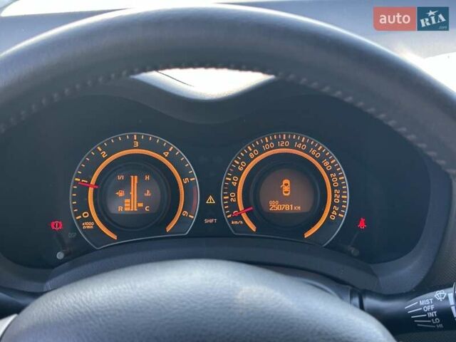 Серый Тойота Аурис, объемом двигателя 2 л и пробегом 251 тыс. км за 6390 $, фото 20 на Automoto.ua