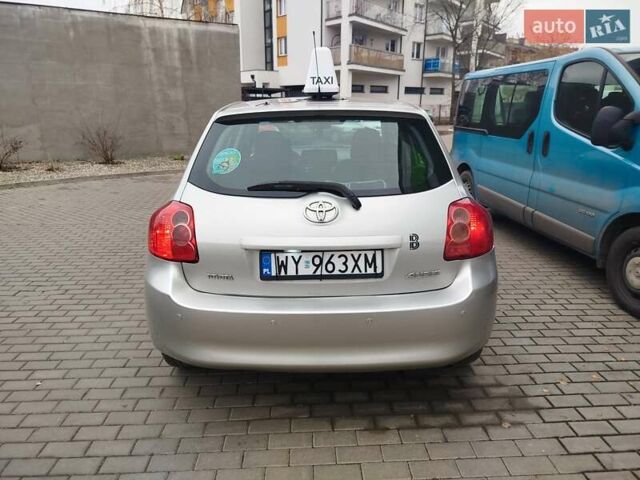 Серый Тойота Аурис, объемом двигателя 1.6 л и пробегом 380 тыс. км за 4000 $, фото 1 на Automoto.ua