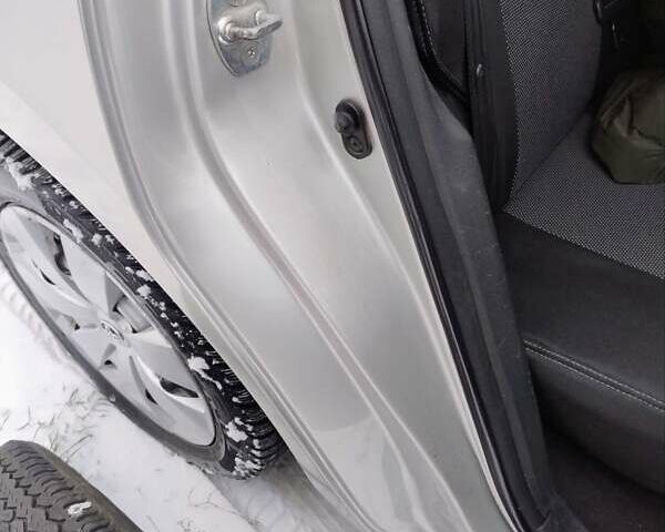 Серый Тойота Аурис, объемом двигателя 1.6 л и пробегом 190 тыс. км за 5500 $, фото 6 на Automoto.ua