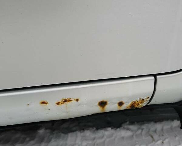 Серый Тойота Аурис, объемом двигателя 1.6 л и пробегом 190 тыс. км за 5500 $, фото 20 на Automoto.ua