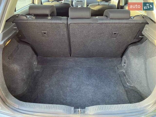 Серый Тойота Аурис, объемом двигателя 1.33 л и пробегом 208 тыс. км за 5999 $, фото 10 на Automoto.ua