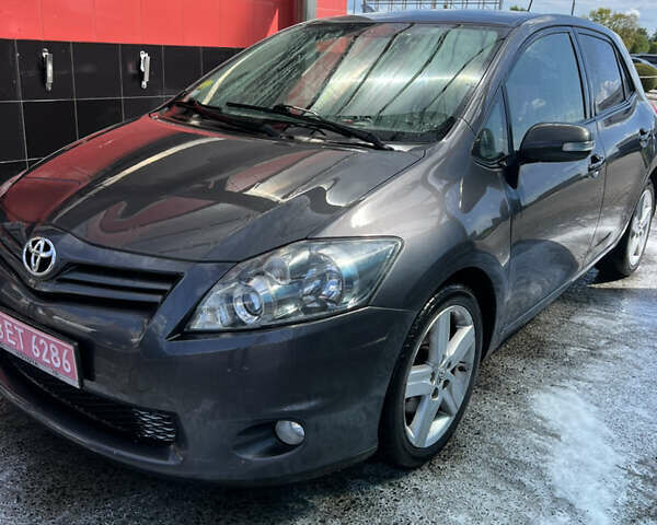 Сірий Тойота Ауріс, об'ємом двигуна 2 л та пробігом 153 тис. км за 7000 $, фото 10 на Automoto.ua