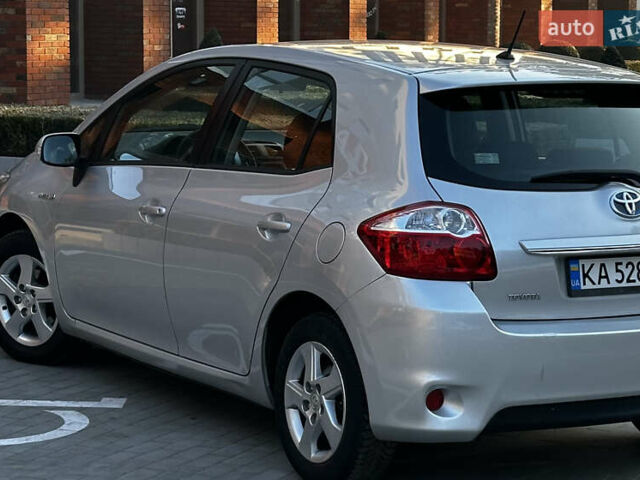 Сірий Тойота Ауріс, об'ємом двигуна 1.8 л та пробігом 203 тис. км за 11500 $, фото 10 на Automoto.ua