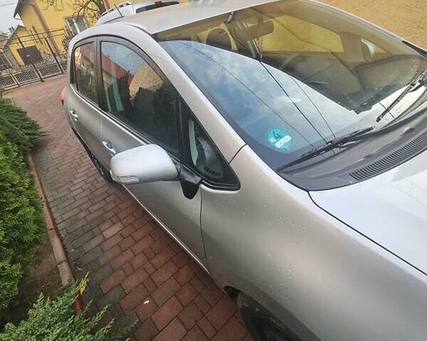 Серый Тойота Аурис, объемом двигателя 1.6 л и пробегом 99 тыс. км за 11500 $, фото 5 на Automoto.ua