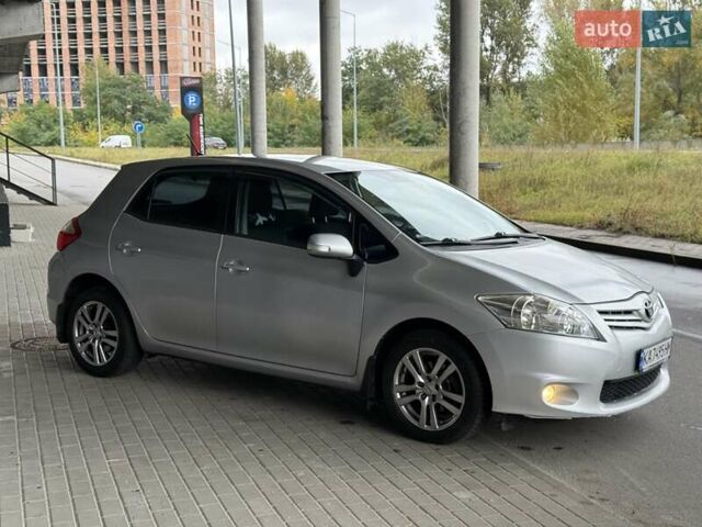 Серый Тойота Аурис, объемом двигателя 1.6 л и пробегом 263 тыс. км за 8400 $, фото 37 на Automoto.ua
