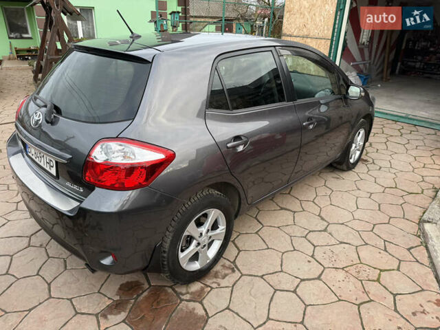 Сірий Тойота Ауріс, об'ємом двигуна 1.6 л та пробігом 129 тис. км за 9250 $, фото 15 на Automoto.ua