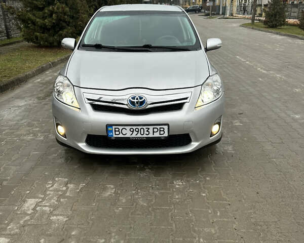 Серый Тойота Аурис, объемом двигателя 1.8 л и пробегом 210 тыс. км за 9700 $, фото 3 на Automoto.ua