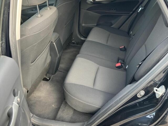 Серый Тойота Аурис, объемом двигателя 1.6 л и пробегом 71 тыс. км за 8000 $, фото 4 на Automoto.ua