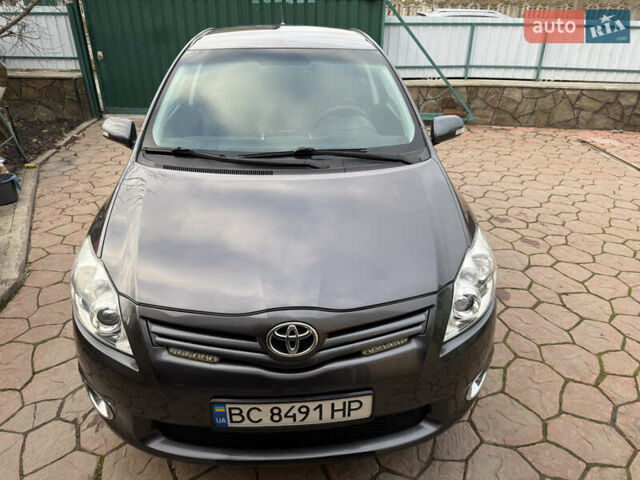 Сірий Тойота Ауріс, об'ємом двигуна 1.6 л та пробігом 129 тис. км за 9250 $, фото 20 на Automoto.ua