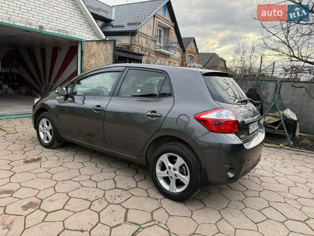 Сірий Тойота Ауріс, об'ємом двигуна 1.6 л та пробігом 129 тис. км за 9250 $, фото 7 на Automoto.ua