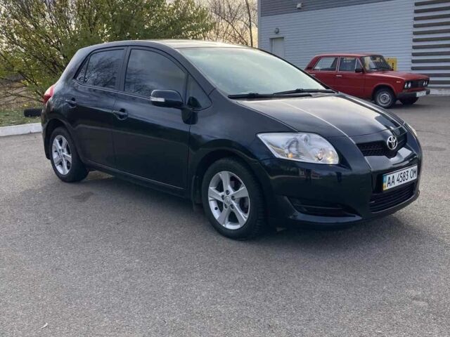 Серый Тойота Аурис, объемом двигателя 1.6 л и пробегом 71 тыс. км за 8000 $, фото 7 на Automoto.ua