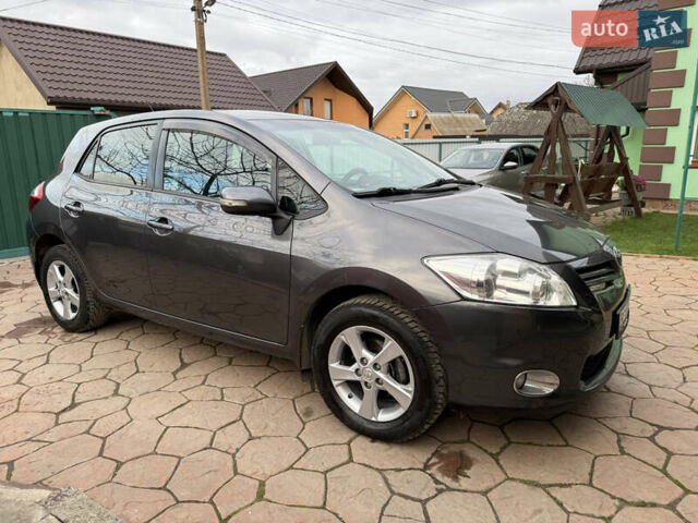 Сірий Тойота Ауріс, об'ємом двигуна 1.6 л та пробігом 129 тис. км за 9250 $, фото 16 на Automoto.ua