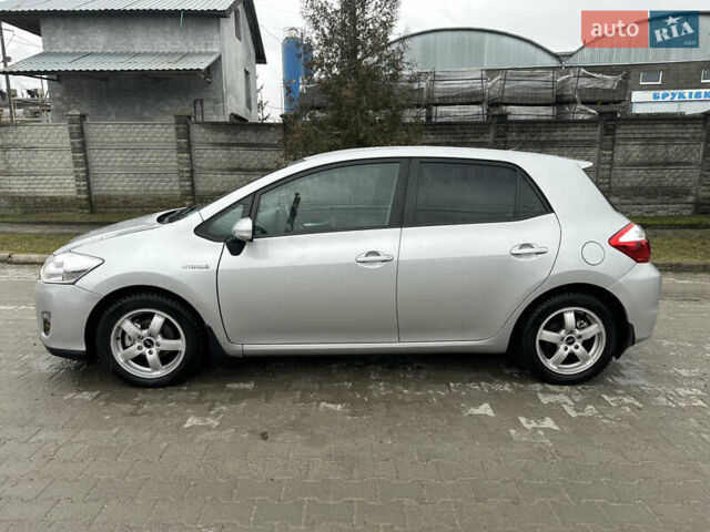 Серый Тойота Аурис, объемом двигателя 1.8 л и пробегом 210 тыс. км за 9700 $, фото 4 на Automoto.ua