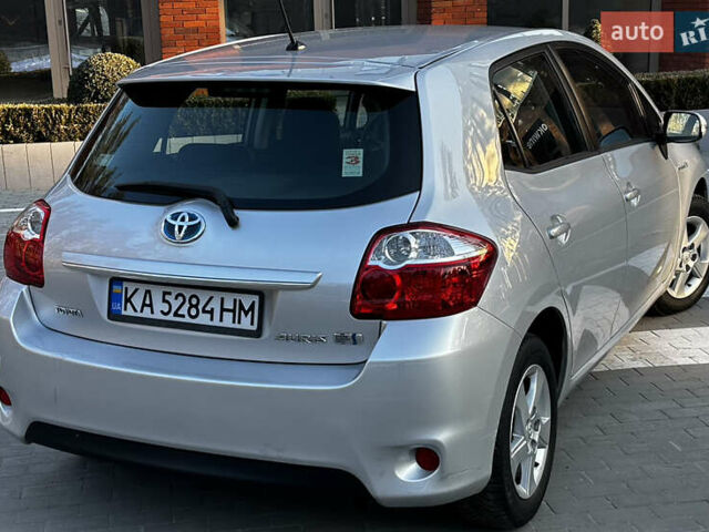 Сірий Тойота Ауріс, об'ємом двигуна 1.8 л та пробігом 203 тис. км за 11500 $, фото 7 на Automoto.ua