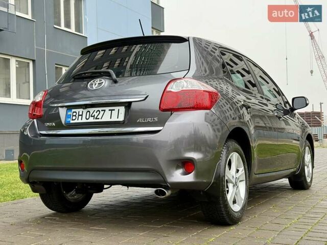 Сірий Тойота Ауріс, об'ємом двигуна 1.6 л та пробігом 89 тис. км за 9999 $, фото 8 на Automoto.ua