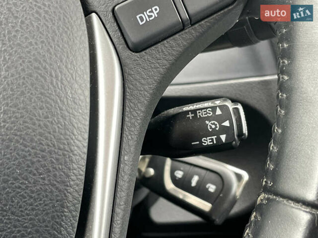 Серый Тойота Аурис, объемом двигателя 2 л и пробегом 171 тыс. км за 8990 $, фото 25 на Automoto.ua