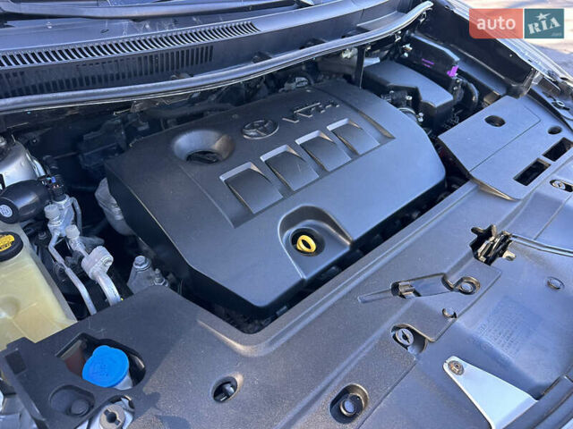 Сірий Тойота Ауріс, об'ємом двигуна 1.6 л та пробігом 190 тис. км за 9999 $, фото 46 на Automoto.ua