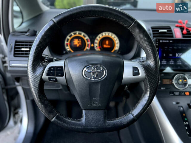 Серый Тойота Аурис, объемом двигателя 1.6 л и пробегом 164 тыс. км за 9500 $, фото 28 на Automoto.ua