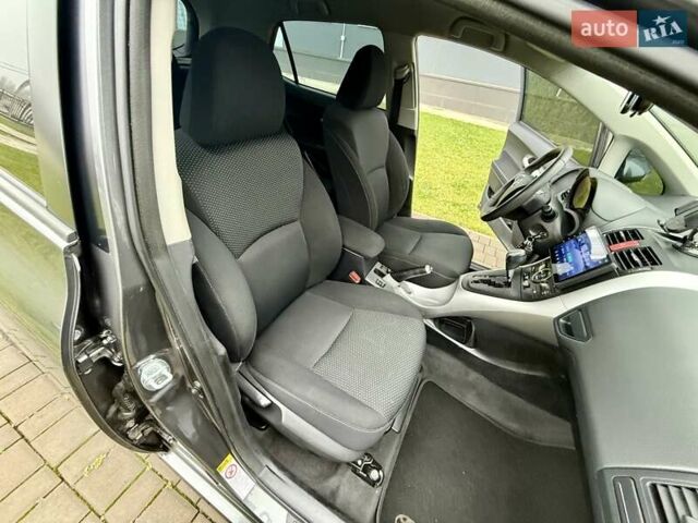 Сірий Тойота Ауріс, об'ємом двигуна 1.6 л та пробігом 89 тис. км за 9999 $, фото 50 на Automoto.ua