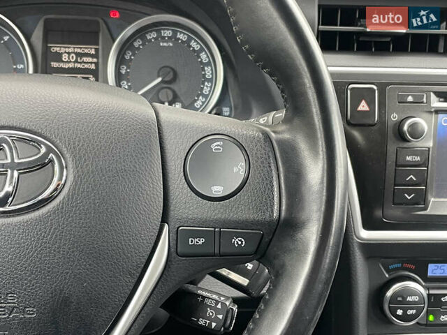 Серый Тойота Аурис, объемом двигателя 2 л и пробегом 171 тыс. км за 8990 $, фото 22 на Automoto.ua