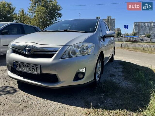 Серый Тойота Аурис, объемом двигателя 1.8 л и пробегом 223 тыс. км за 10000 $, фото 19 на Automoto.ua