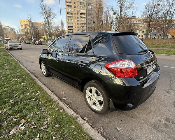 Серый Тойота Аурис, объемом двигателя 1.6 л и пробегом 97 тыс. км за 11200 $, фото 5 на Automoto.ua