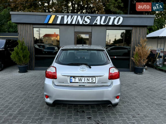 Серый Тойота Аурис, объемом двигателя 1.6 л и пробегом 164 тыс. км за 9500 $, фото 20 на Automoto.ua