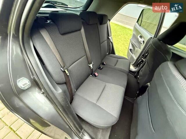 Сірий Тойота Ауріс, об'ємом двигуна 1.6 л та пробігом 89 тис. км за 9999 $, фото 64 на Automoto.ua