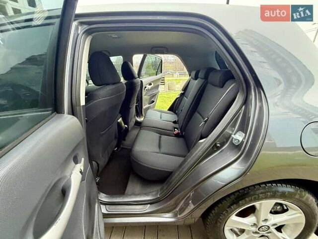 Сірий Тойота Ауріс, об'ємом двигуна 1.6 л та пробігом 89 тис. км за 9999 $, фото 59 на Automoto.ua