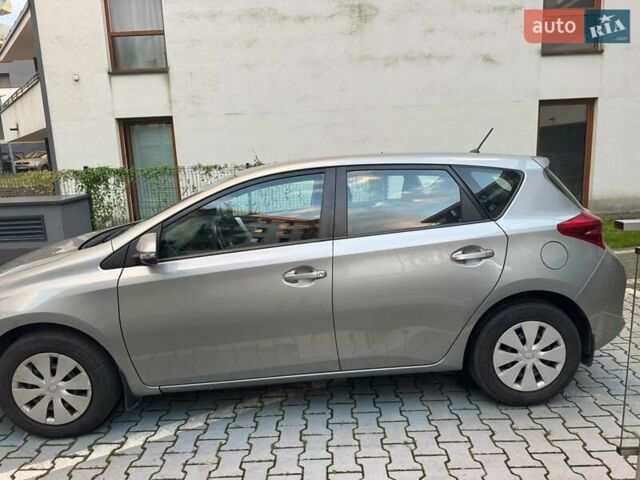 Тойота Аурис 2013 в Львове на Automoto.ua Серый Тойота Аурис, объемом двигателя 1.33 л и пробегом 119 тыс. км за 9800 $, фото 12 на Automoto.ua