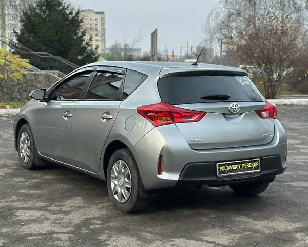 Сірий Тойота Ауріс, об'ємом двигуна 1.33 л та пробігом 202 тис. км за 8900 $, фото 5 на Automoto.ua
