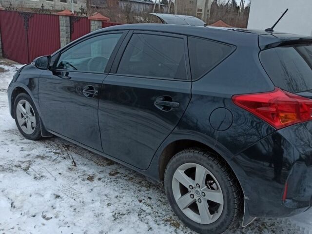 Сірий Тойота Ауріс, об'ємом двигуна 0 л та пробігом 180 тис. км за 5222 $, фото 2 на Automoto.ua