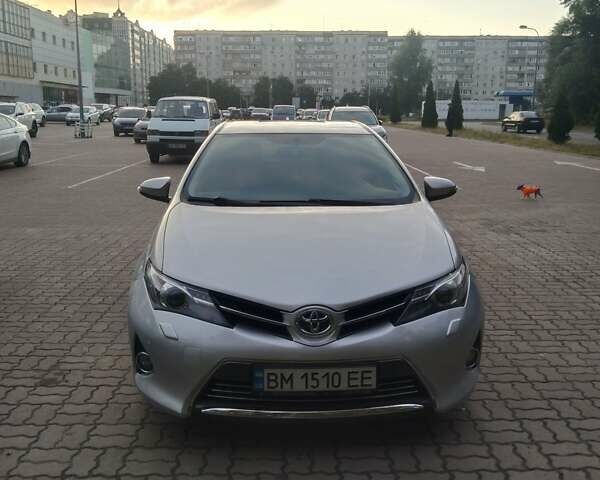 Серый Тойота Аурис, объемом двигателя 1.8 л и пробегом 135 тыс. км за 12200 $, фото 2 на Automoto.ua