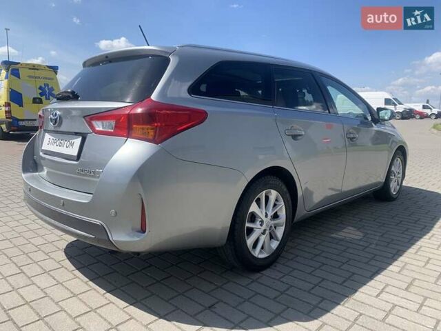 Сірий Тойота Ауріс, об'ємом двигуна 1.8 л та пробігом 204 тис. км за 11500 $, фото 11 на Automoto.ua