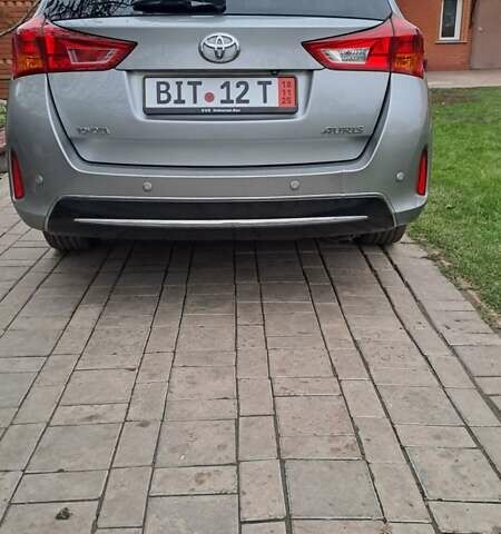 Сірий Тойота Ауріс, об'ємом двигуна 2 л та пробігом 255 тис. км за 12500 $, фото 8 на Automoto.ua