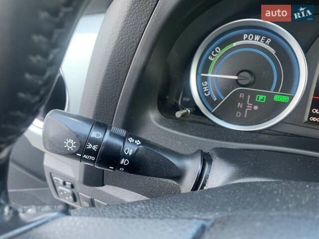 Сірий Тойота Ауріс, об'ємом двигуна 1.8 л та пробігом 204 тис. км за 11500 $, фото 29 на Automoto.ua
