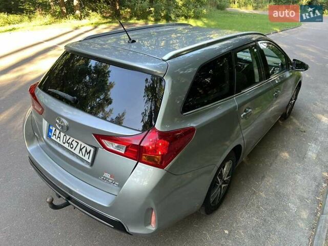 Сірий Тойота Ауріс, об'ємом двигуна 1.36 л та пробігом 215 тис. км за 8300 $, фото 34 на Automoto.ua