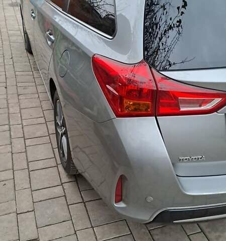 Сірий Тойота Ауріс, об'ємом двигуна 2 л та пробігом 255 тис. км за 12500 $, фото 18 на Automoto.ua