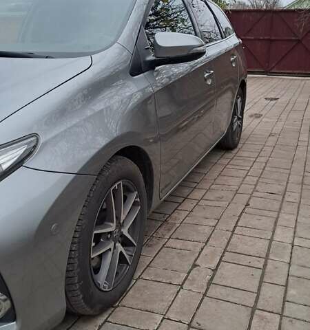 Сірий Тойота Ауріс, об'ємом двигуна 2 л та пробігом 255 тис. км за 12500 $, фото 19 на Automoto.ua