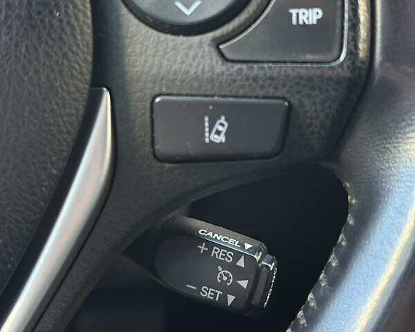 Сірий Тойота Ауріс, об'ємом двигуна 1.8 л та пробігом 257 тис. км за 12800 $, фото 23 на Automoto.ua