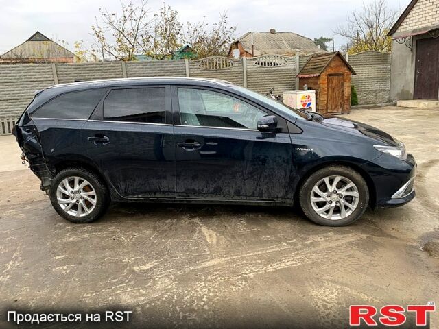 Сірий Тойота Ауріс, об'ємом двигуна 1.8 л та пробігом 147 тис. км за 6200 $, фото 5 на Automoto.ua