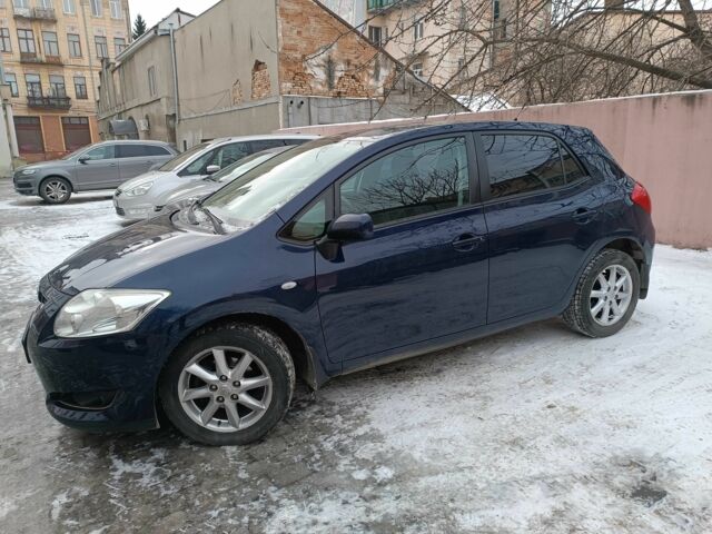 Синий Тойота Аурис, объемом двигателя 1.6 л и пробегом 160 тыс. км за 6600 $, фото 15 на Automoto.ua