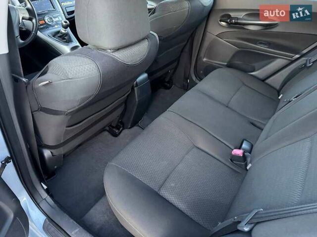 Тойота Аурис 2007 в Львове на Automoto.ua Синий Тойота Аурис, объемом двигателя 2.2 л и пробегом 215 тыс. км за 5800 $, фото 14 на Automoto.ua